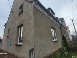 Prodej rodinného domu, Krnov - Pod Bezručovým vrchem, Maxima Gorkého, 80 m2