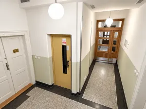Prodej bytu 3+kk, Praha - Holešovice, Šternberkova, 100 m2