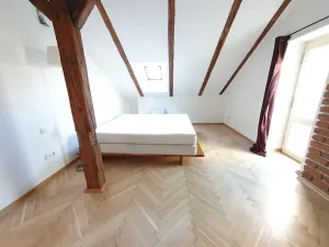 Prodej bytu 2+kk, Praha - Smíchov, Plzeňská, 83 m2