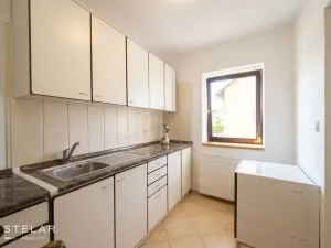 Pronájem kanceláře, Brno - Židenice, Vančurova, 85 m2