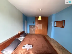Pronájem bytu 2+kk, Praha - Hloubětín, Mochovská, 55 m2