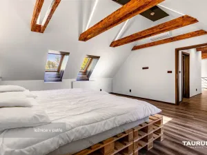 Prodej rodinného domu, Přehýšov, 366 m2