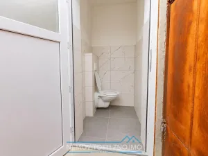 Prodej rodinného domu, Chvalovice, 220 m2
