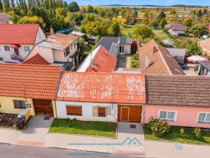 Prodej rodinného domu, Chvalovice, 220 m2