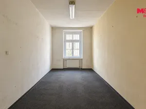 Pronájem obchodního prostoru, Karlovy Vary - Drahovice, Drahomířino nábř., 115 m2