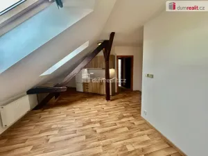 Pronájem bytu 2+kk, Kolín - Kolín V, Ovčárecká, 55 m2