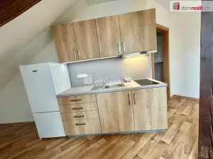 Pronájem bytu 2+kk, Kolín - Kolín V, Ovčárecká, 55 m2