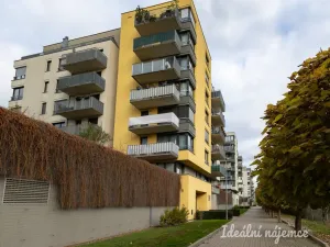 Pronájem bytu 2+kk, Praha - Vysočany, Sousedíkova, 59 m2