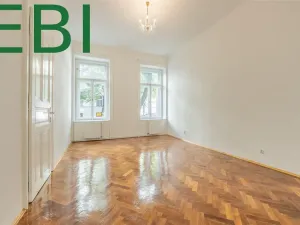Prodej bytu 3+1, Praha, Římská, 121 m2