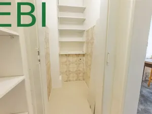Prodej bytu 3+1, Praha, Římská, 121 m2