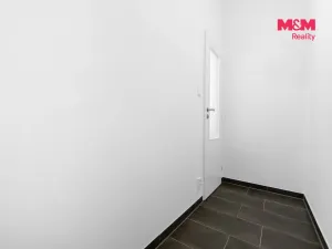 Pronájem kanceláře, Dobřany, Jiráskova, 29 m2