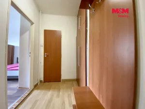 Pronájem bytu 1+kk, Ostrava - Poruba, Porubská, 36 m2