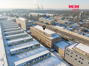 Prodej výrobních prostor, Kladno, Buštěhradská, 3032 m2