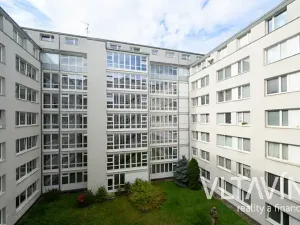 Prodej bytu 2+kk, Praha - Braník, Roškotova, 47 m2