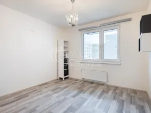 Pronájem bytu 3+kk, Praha - Vysočany, Strnadových, 83 m2