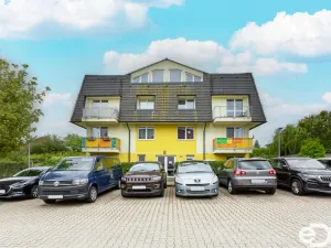 Prodej bytu 1+kk, Horoměřice, T. G. Masaryka, 37 m2