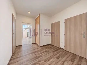 Pronájem bytu 3+kk, Jindřichův Hradec - Jindřichův Hradec II, Nádražní, 78 m2