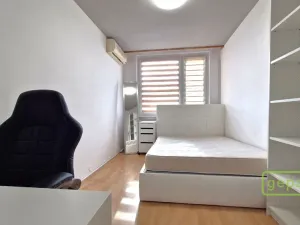 Pronájem bytu 3+kk, Praha - Kobylisy, Hovorčovická, 76 m2