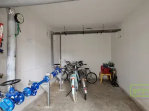 Pronájem bytu 3+kk, Praha - Kobylisy, Hovorčovická, 76 m2