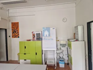 Pronájem kanceláře, Praha, Rajmonova, 80 m2