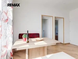Prodej rodinného domu, Praha - Malešice, Bakalářská, 207 m2