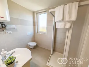 Pronájem bytu 2+kk, Kroměříž, Slovanské náměstí, 55 m2