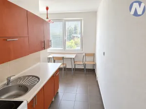 Pronájem bytu 2+1, Strakonice, Povážská, 60 m2