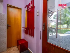 Prodej rodinného domu, Činěves, 275 m2