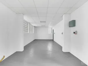 Pronájem skladu, Hradec Králové - Slezské Předměstí, Stavební, 124 m2