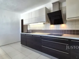 Pronájem bytu 3+1, Písek - Hradiště, Ouzká, 79 m2