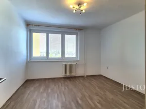 Pronájem bytu 3+1, Písek - Hradiště, Ouzká, 79 m2