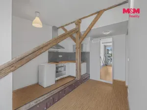Pronájem bytu 1+kk, Praha - Libeň, Nad Kolčavkou, 28 m2