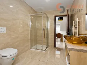 Prodej ubytování, Lednice, 410 m2