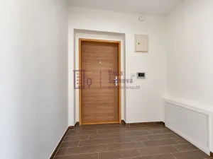 Pronájem bytu 3+kk, Jindřichův Hradec - Jindřichův Hradec III, sídliště Vajgar, 53 m2