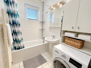 Pronájem bytu 3+kk, Brno, Adamcova, 78 m2