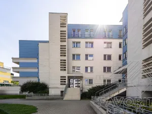 Pronájem bytu 2+kk, Praha - Letňany, Chlebovická, 57 m2