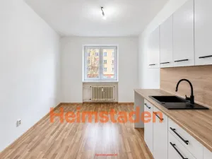 Pronájem bytu 1+kk, Havířov - Město, Hlavní třída, 18 m2