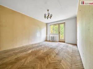 Prodej bytu 2+1, Ostrov, Palackého, 74 m2