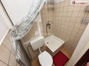 Prodej bytu 1+kk, Karlovy Vary - Stará Role, Školní, 26 m2