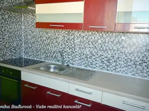 Prodej bytu 3+1, Zlín, třída Svobody, 74 m2