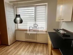 Pronájem bytu 1+1, Znojmo, Kuchařovická, 33 m2
