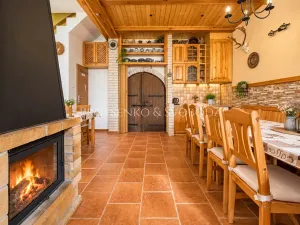 Prodej ubytování, Strachotín, Sklepní, 285 m2