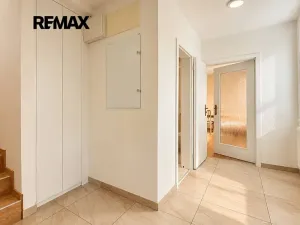 Pronájem rodinného domu, Černolice, K rybníku, 130 m2