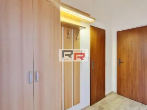Pronájem bytu 1+1, Olomouc - Lazce, Synkova, 37 m2