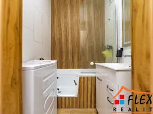 Prodej bytu 3+1, Ostrava, Mjr. Nováka, 76 m2