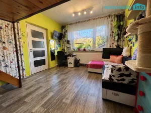 Prodej bytu 3+1, Dešenice, 80 m2