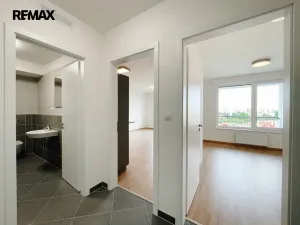 Pronájem bytu 2+kk, Praha - Ruzyně, Stočesova, 55 m2