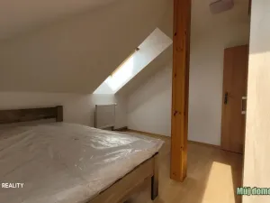 Pronájem bytu 3+kk, Praha - Kunratice, Odboje, 65 m2