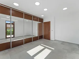 Pronájem kanceláře, Velké Přítočno, 350 m2