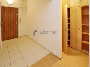 Pronájem bytu 1+kk, Praha, Rochovská, 27 m2